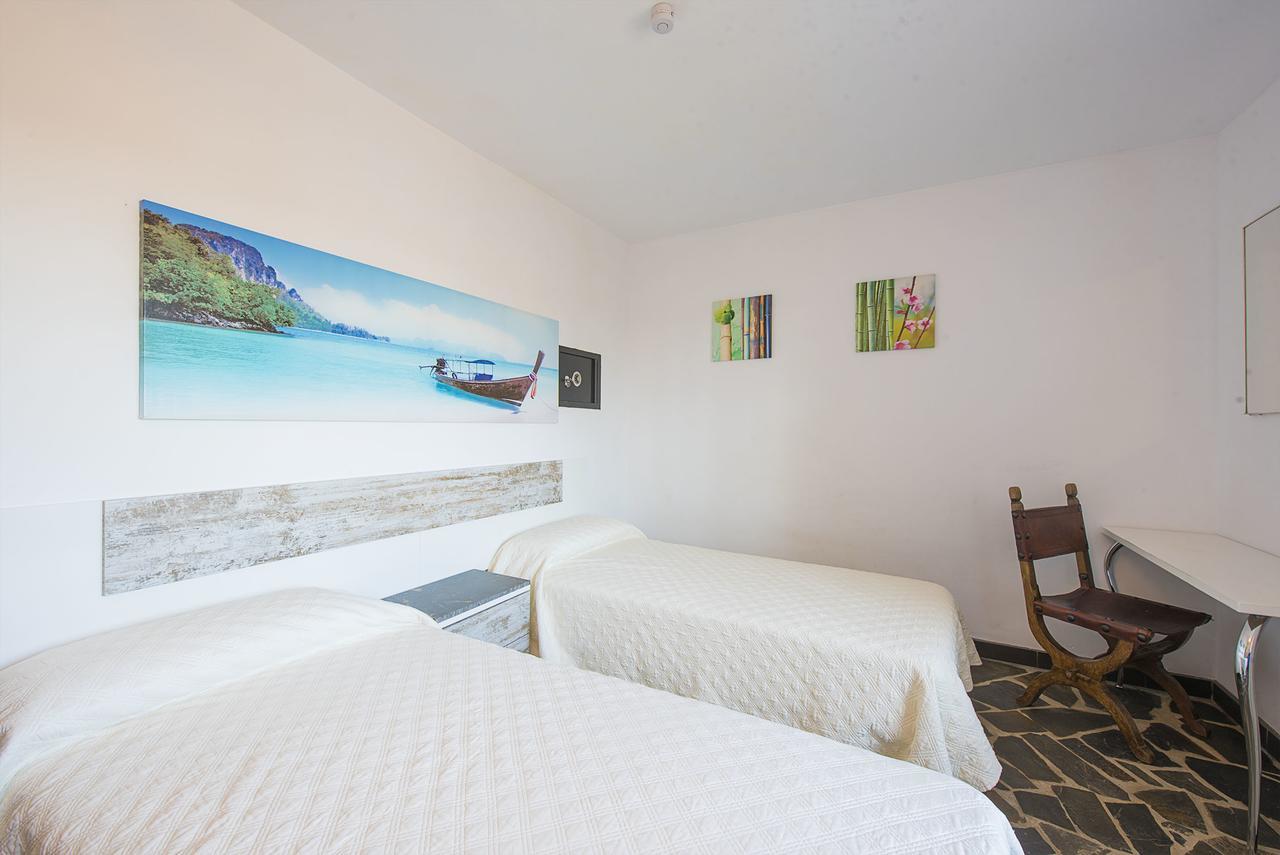 Villa Benavero Boutique Style Within Fenced Tropical Garden Calpe Exterior foto